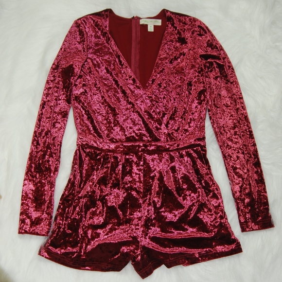 NWOT Burgundy V-Neck Velvet Jumper - Picture 2 of 4
